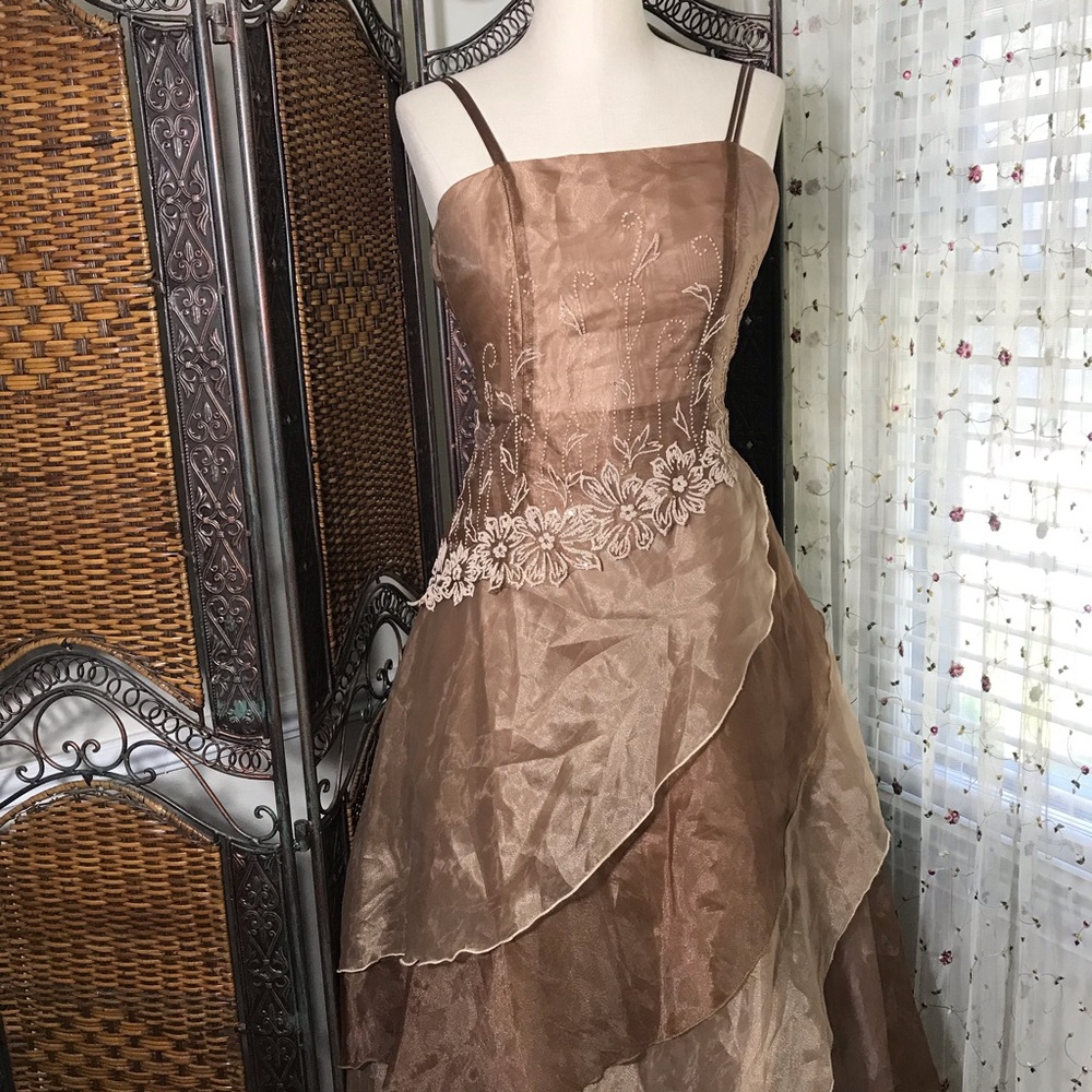Girls' Brown Floral-Appliqué Formal Dress with Spaghetti Straps